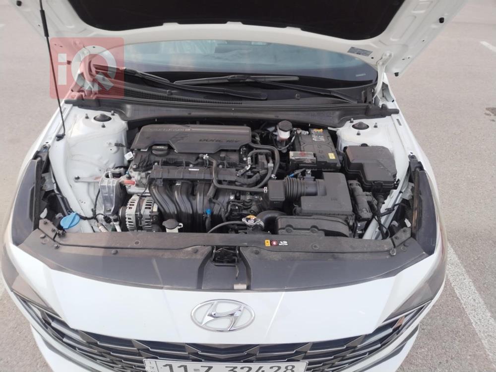 هیوندای ئەلەنترا